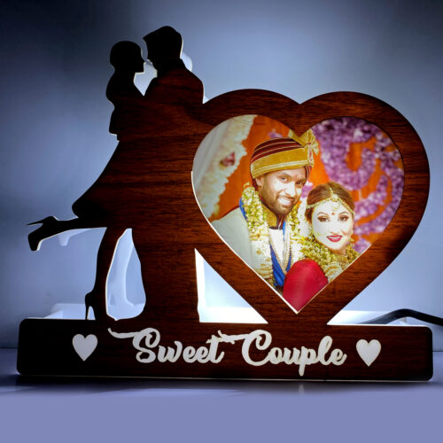 Personalized LED Acrylic Photo Frame Sweet Couple – LF-004