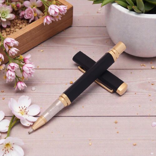 Auteur 777 Black Color Matt Finish Triangular Shape