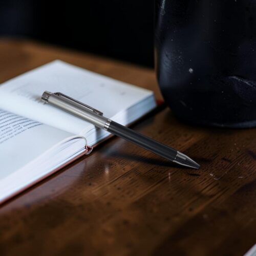Ball Pen I Premium Silver cap with matt. black body